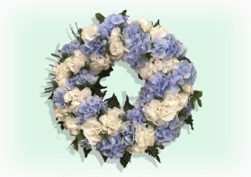 Wreath   Blue and White Hydrangea